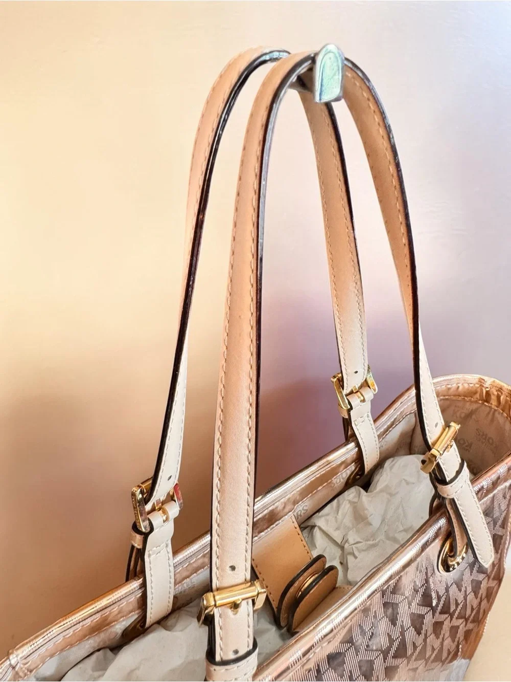 Michael Kors Jet Set Metallic Rose Gold Monogram Large Tote Bag. NWOT. MSRP $498
